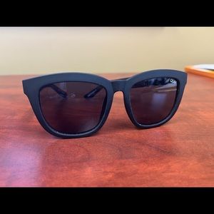 Quay Zues Sunglasses
